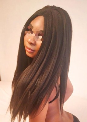 Проститутка Моника